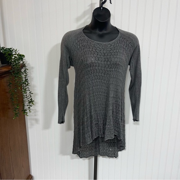 Grace & Lace Gray Asymmetrical Tunic sweater Top - Picture 1 of 7